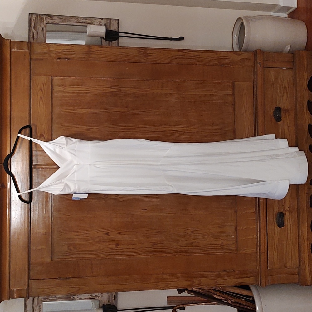 Morgan & Co. White Gown Size S - Picture 4 of 8